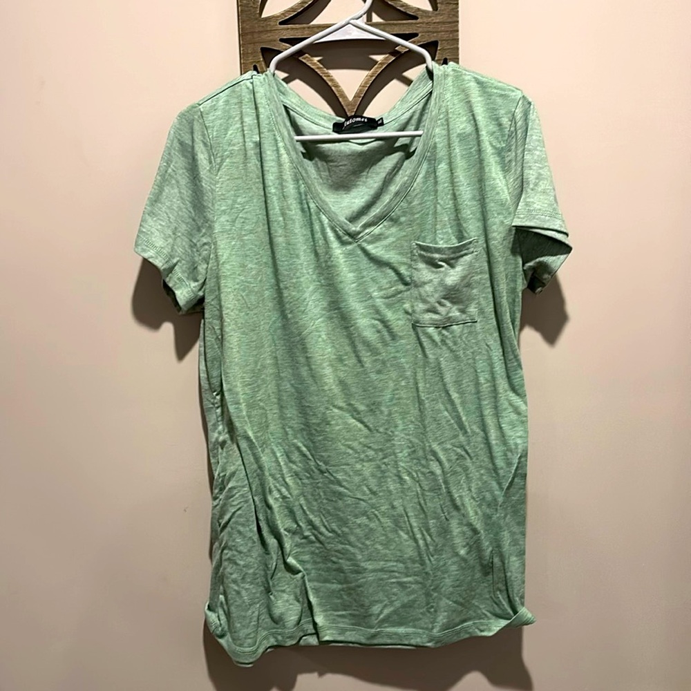 Xl Automet green pocket t shirt